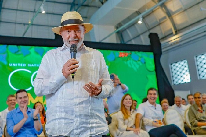 Ao lado de Marina Silva, Lula anunciou investimentos na COP30. Aproveitou a viagem para questionar as razões que levam o órgão de fiscalização ambiental a não liberar pesquisa de petróleo na foz do Amazonas - (crédito: Ricardo Stuckert / PR) Ao lado de Marina Silva, Lula anunciou investimentos na COP30. Aproveitou a viagem para questionar as razões que levam o órgão de fiscalização ambiental a não liberar pesquisa de petróleo na foz do Amazonas - (crédito: Ricardo Stuckert / PR)