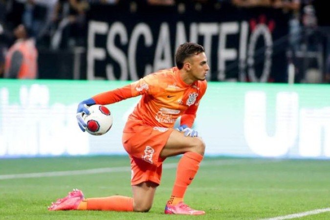 MATEUS DONELLI - O reserva de Hugo fez boa defesa no início do jogo, mas poderia ter se saído melhor no lance do gol de Jajá. Com maior reflexo, poderia ter chegado na bola. NOTA: 6,5. Foto :Rodrigo Coca/Agência Corinthians