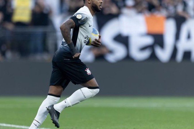 ALEX SANTANA - Não comprometeu, mas não fez um jogo ativo, preferindo passes curtos e sem ousadia. NOTA: 5,0 - Foto: Rodrigo Coca/Agência Corinthians