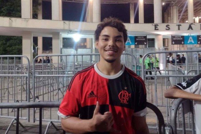 Luis aposta em 3 a 1 para o Flamengo diante do Vasco -  (crédito: Foto: Reprodução/Carlos Andrade/Jogada10)