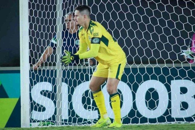 'Tadeus' goleiro que faz a diferença para o Goiás - (crédito: Foto: Rosiron Rodrigues/Goiás EC) 'Tadeus' goleiro que faz a diferença para o Goiás - (crédito: Foto: Rosiron Rodrigues/Goiás EC)