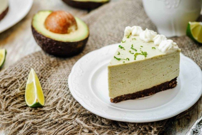 Cheesecake de abacate (Imagem: Nataliya Arzamasova | Shutterstock) - (crédito: EdiCase) Cheesecake de abacate (Imagem: Nataliya Arzamasova | Shutterstock) - (crédito: EdiCase)