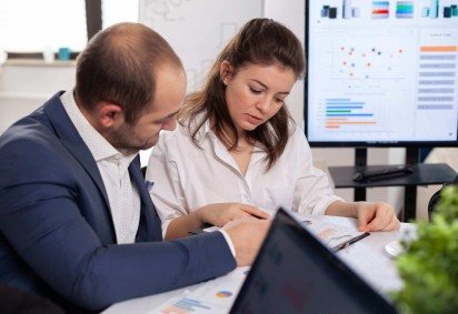 Com mais de 1.600 vagas abertas, setor financeiro enfrenta escassez de talentos para cargos de alta gestão -  (crédito: Dragos Condrea/Freepik)