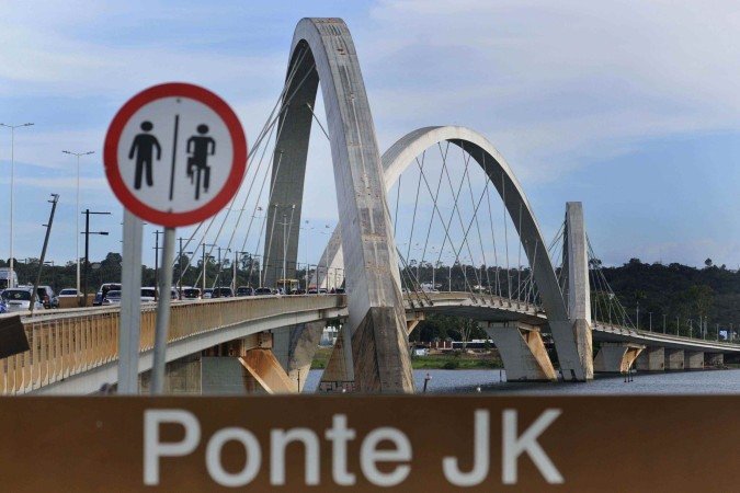 18/02/2025. Cr..dito: Minervino J..nior/CB/D.A Press. Brasil. Brasilia - DF. Reforma da Ponte JK.
- (crédito: Minervino Júnior/CB/D.A.Press) 18/02/2025. Cr..dito: Minervino J..nior/CB/D.A Press. Brasil. Brasilia - DF. Reforma da Ponte JK.
- (crédito: Minervino Júnior/CB/D.A.Press)