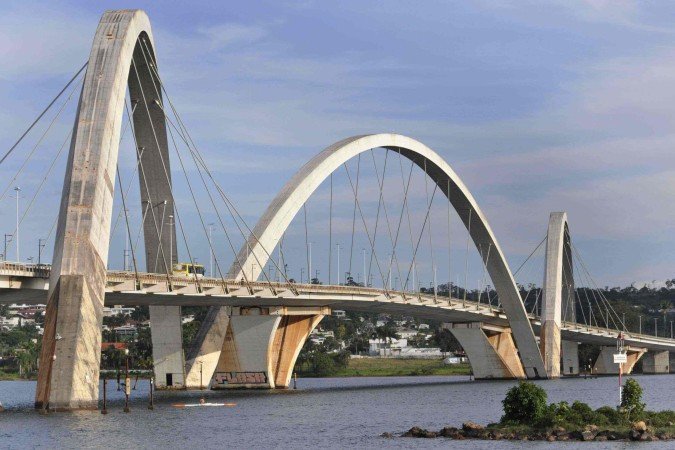 18/02/2025. Cr..dito: Minervino J..nior/CB/D.A Press. Brasil. Brasilia - DF. Reforma da Ponte JK.
- (crédito: Minervino Júnior/CB/D.A.Press) 18/02/2025. Cr..dito: Minervino J..nior/CB/D.A Press. Brasil. Brasilia - DF. Reforma da Ponte JK.
- (crédito: Minervino Júnior/CB/D.A.Press)