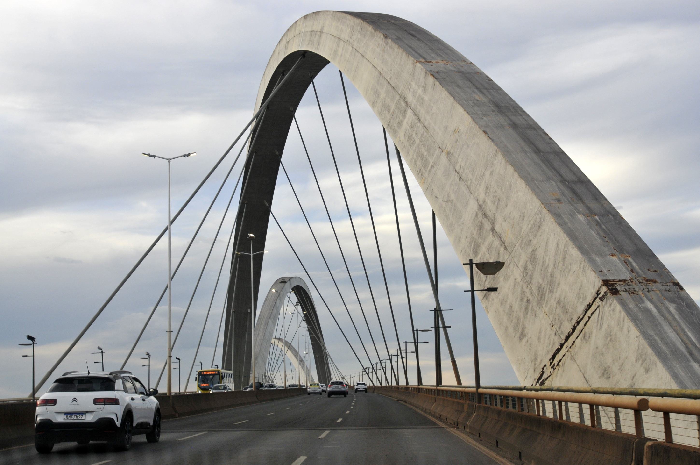 Ponte JK passa a ter câmeras para tentar diminuir furtos de cabos