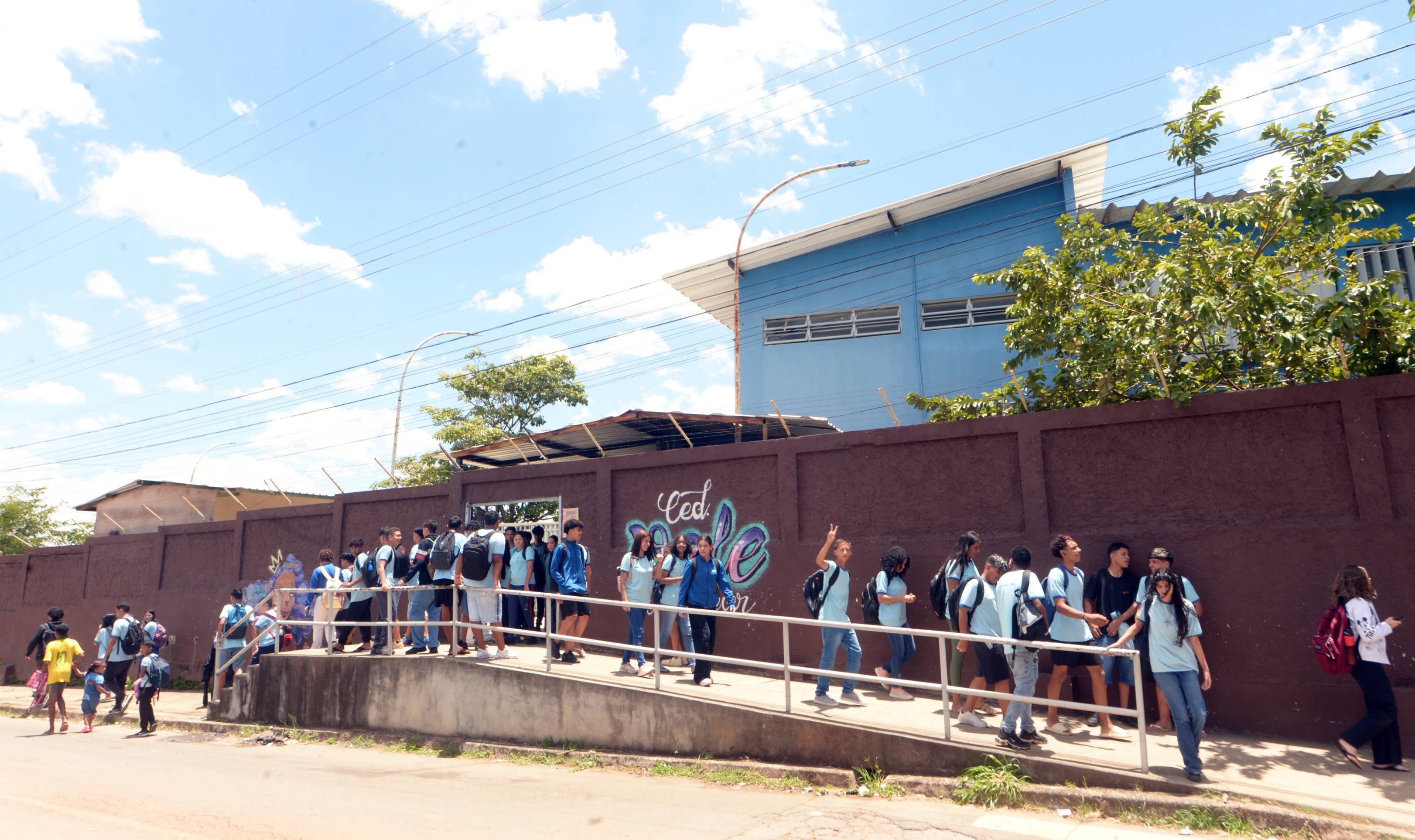O novo PNE pode transformar a escola em espaço de desenvolvimento integral