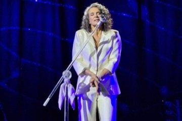 No álbum, Simone interpreta canções de alguns dos mais talentosos compositores da música popular brasileira -  (crédito:  Reprodução)