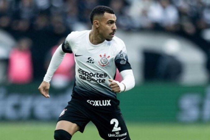 MATHEUZINHO - Teve muita liberdade para aparecer na primeira etapa. O lateral teve muita participação ofensiva, mas foi mais um que caiu de rendimento na segunda etapa. Nota: 6,5. Foto: Rodrigo Coca/Agência Corinthians