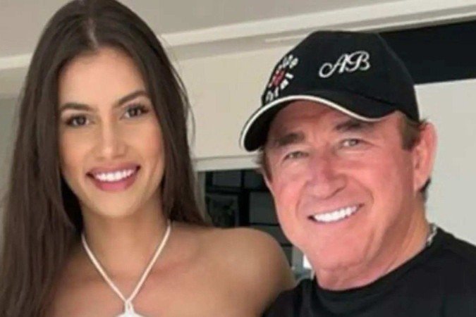 51 anos mais nova, noiva de Amado Batista se submete a procedimento antes do casamento - (crédito: Observatorio dos Famosos) 51 anos mais nova, noiva de Amado Batista se submete a procedimento antes do casamento - (crédito: Observatorio dos Famosos)