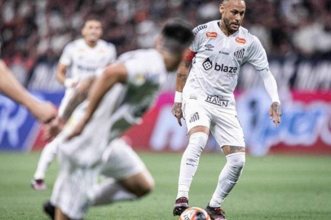 Operador de teleatendimento acessou contas bancárias de Neymar por curiosidade, mas sem autorização -  (crédito: Foto: Raul Baretta/ Santos FC.)