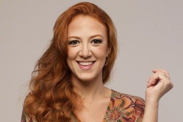 Atriz Bia Guedes encara ofício como ferramenta de relevância social 