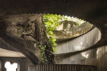 Arrimo Habitado - Restaurante Coati, realizado por Lina Bo Bardi e João Filgueiras Lima, 2014, Joana França © / cortesia da fotógrafa
