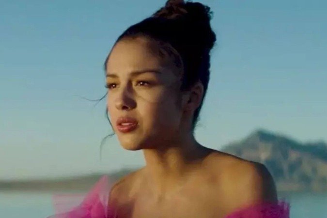 Curiosidades sobre a vida e carreira de Olivia Rodrigo - (crédito: TMJBrazil) Curiosidades sobre a vida e carreira de Olivia Rodrigo - (crédito: TMJBrazil)