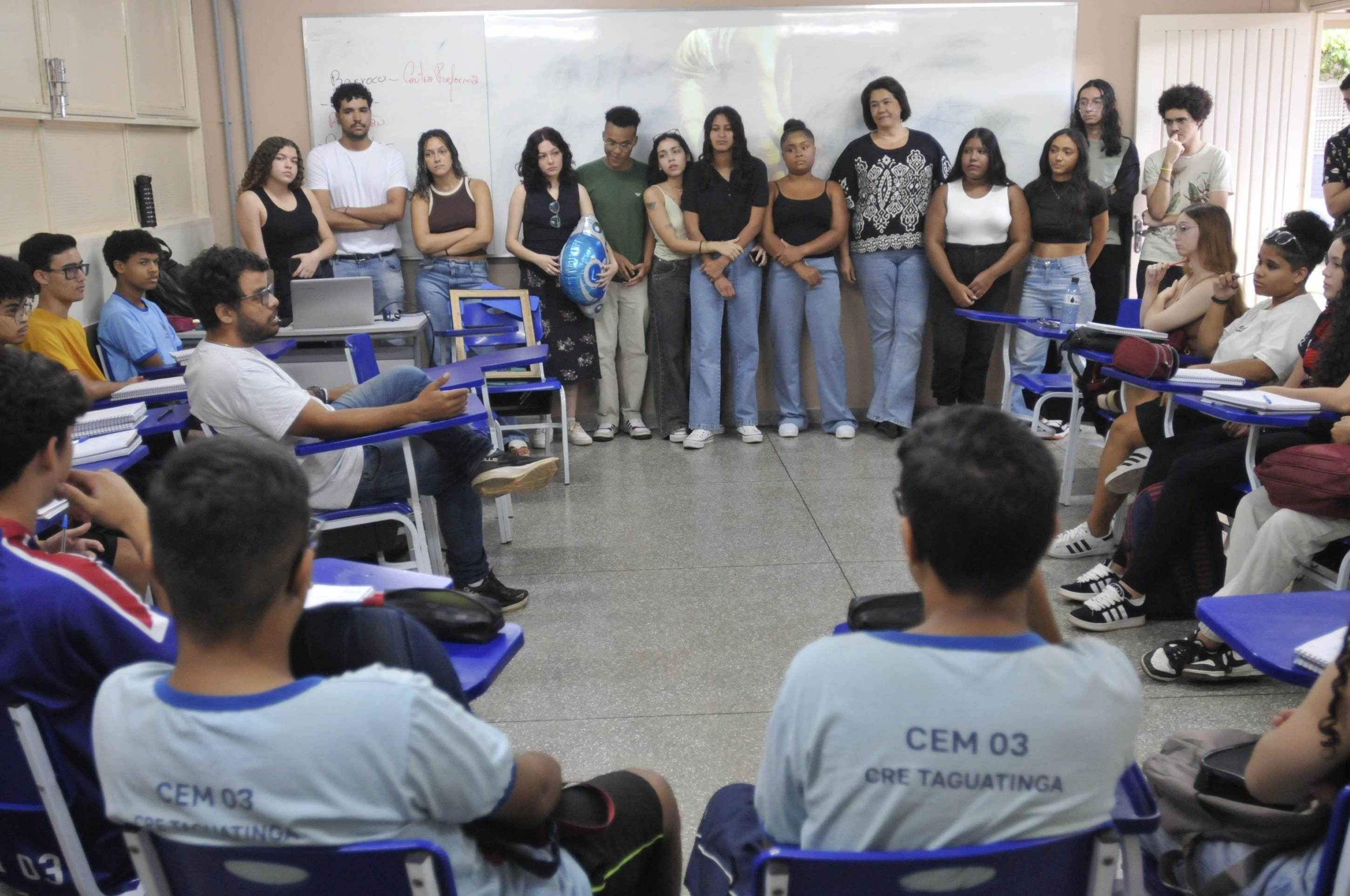 O desafio coletivo da saúde mental nas escolas
