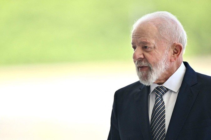 Presidente enfrenta o pior cenário em seus três mandatos: ele é mais rejeitado, inclusive, do que quando enfrentou o escândalo do mensalão - (crédito: Evaristo Sá/AFP) Presidente enfrenta o pior cenário em seus três mandatos: ele é mais rejeitado, inclusive, do que quando enfrentou o escândalo do mensalão - (crédito: Evaristo Sá/AFP)