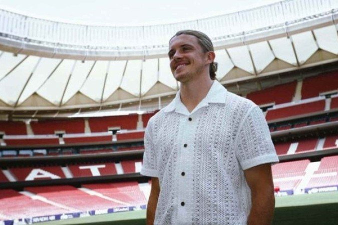 Meio-campista Conor Gallagher se torna destaque em performance como cantor - (crédito: Foto: Reprodução / ITV Football) Meio-campista Conor Gallagher se torna destaque em performance como cantor - (crédito: Foto: Reprodução / ITV Football)