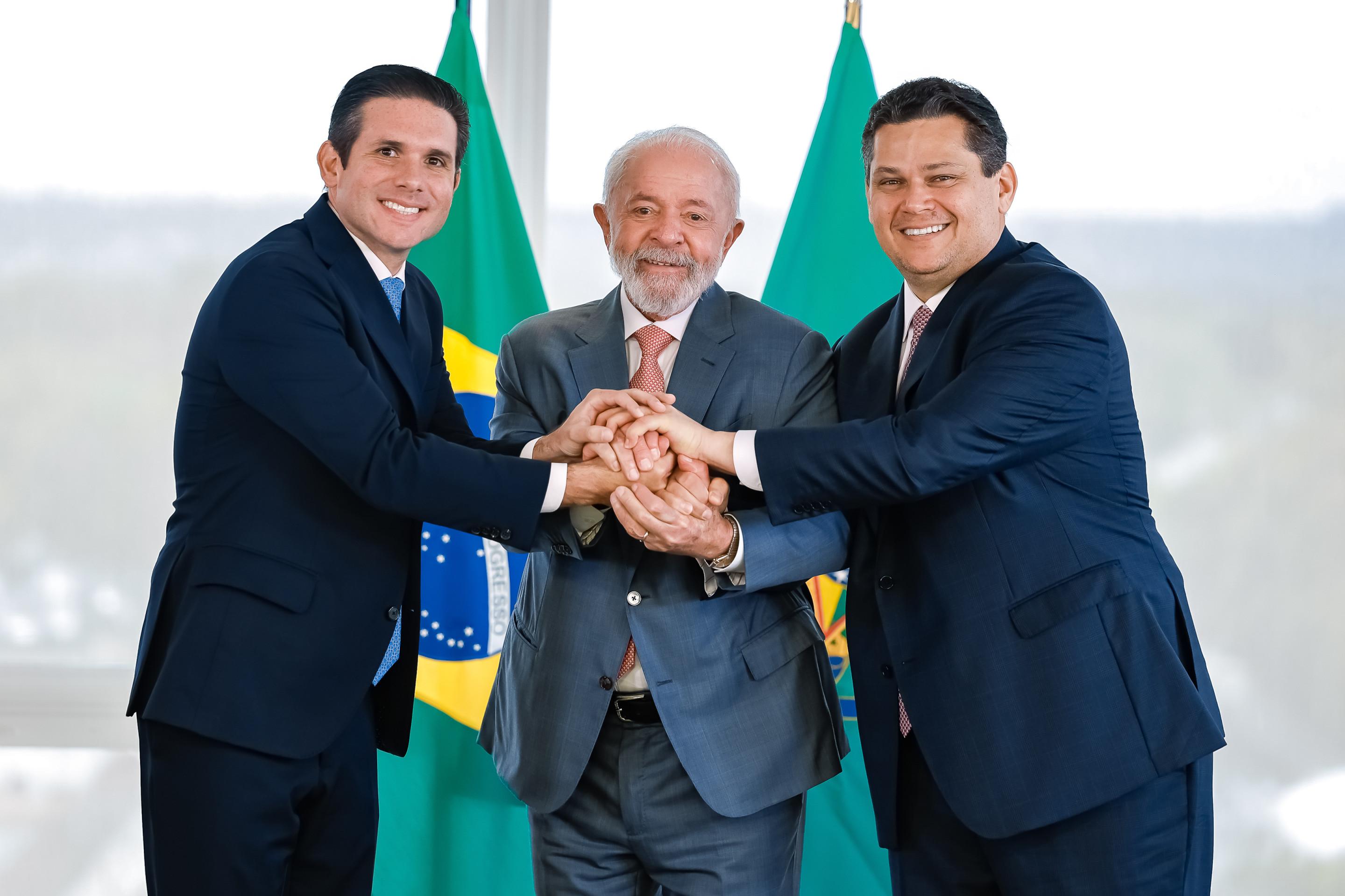 Motta, Lula e Alcolumbre. Presidente quer sintonia com os presidentes da Câmara e do Senado nos moldes das que teve no primeiro e no segundo governo