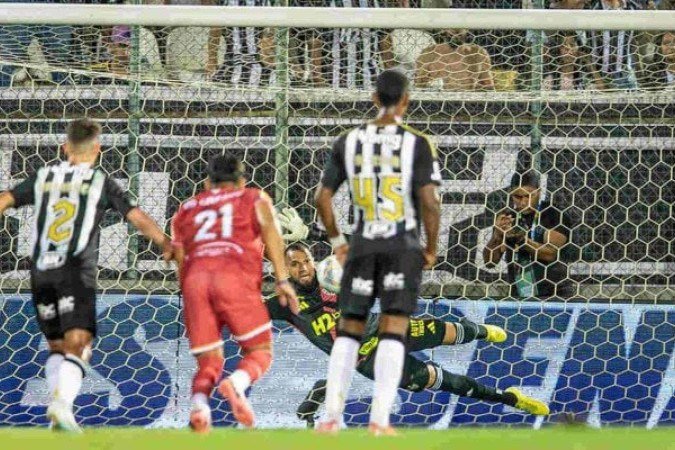 Everson garantiu recorde do Atlético - (crédito: Foto: Pedro Souza/Atlético ) Everson garantiu recorde do Atlético - (crédito: Foto: Pedro Souza/Atlético )