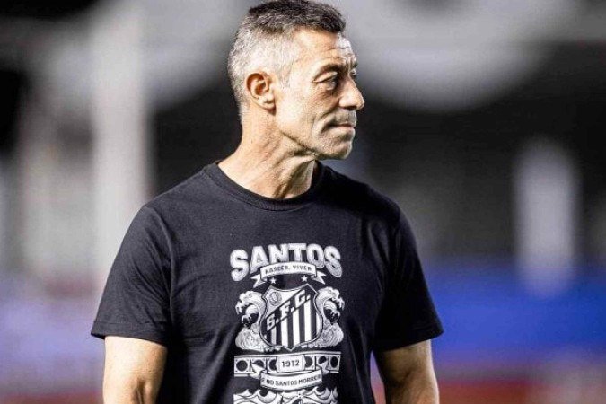 Caixinha desaprova atuação do Santos em Limeira - (crédito: Foto: Raul Baretta/ Santos FC.) Caixinha desaprova atuação do Santos em Limeira - (crédito: Foto: Raul Baretta/ Santos FC.)