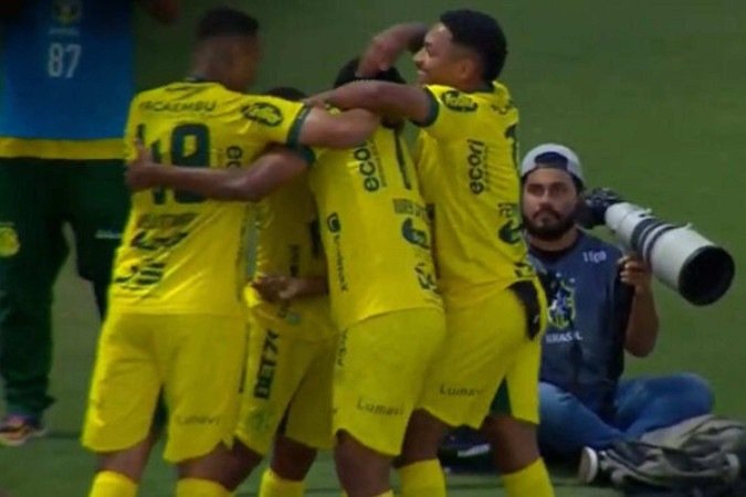 Técnico interino que comandará o Mirassol neste domingo tem no currículo goleada histórica sobre o Palmeiras -  (crédito: Foto: Reprodução de vídeo YouTube Goat)