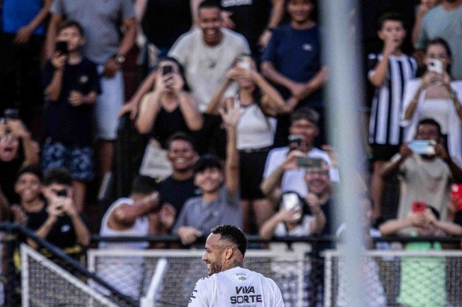 Neymar comemora o gol olímpico virado para a torcida da Inter de Limeira - (crédito: Raul Baretta/Santos) Neymar comemora o gol olímpico virado para a torcida da Inter de Limeira - (crédito: Raul Baretta/Santos)