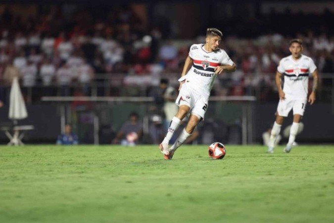 Pablo Maia se torna motivo de preocupação para o São Paulo depois de precisar de substituição ainda no primeiro tempo de duelo com o São Bernardo - (crédito: Foto: Reprodução) Pablo Maia se torna motivo de preocupação para o São Paulo depois de precisar de substituição ainda no primeiro tempo de duelo com o São Bernardo - (crédito: Foto: Reprodução)