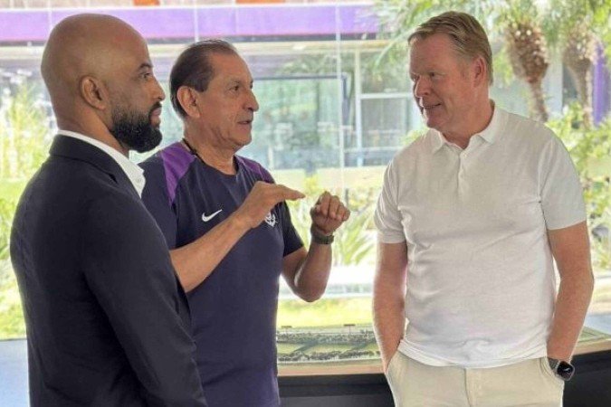 Koeman está no Brasil para acompanhar de perto Memphis Depay - (crédito: Foto: Divulgação / Corinthians) Koeman está no Brasil para acompanhar de perto Memphis Depay - (crédito: Foto: Divulgação / Corinthians)