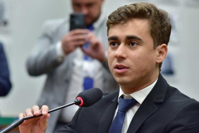 Vídeo do bolsonarista Nikolas Ferreira sobre fraude no INSS soma mais de 120 milhões de visualizações no Instagram
 -  (crédito: Platobr)