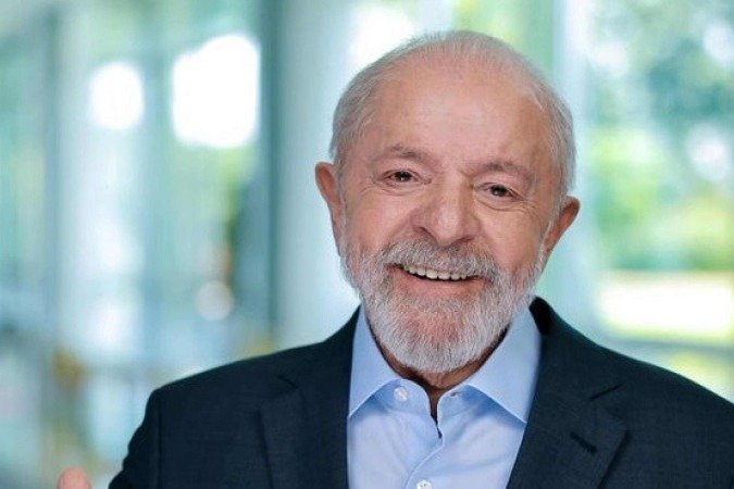 Lula faz pronunciamento em rede nacional de rádio e televisão nesta segunda-feira (24/2)