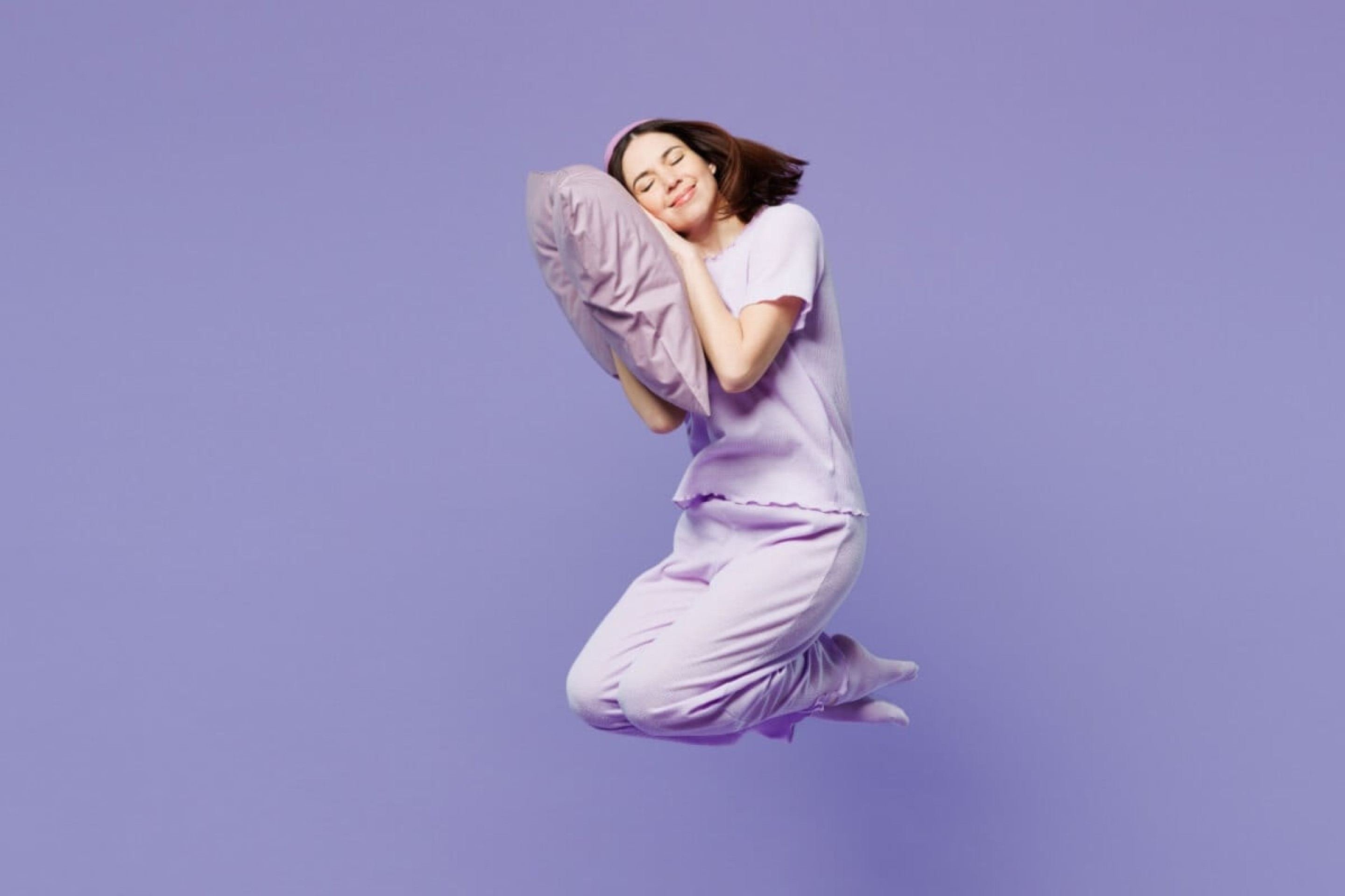 Estratégias para dormir melhor são compartilhadas nas redes sociais (Imagem: ViDI Studio | Shutterstock) - (crédito: EdiCase) Estratégias para dormir melhor são compartilhadas nas redes sociais (Imagem: ViDI Studio | Shutterstock) - (crédito: EdiCase)