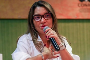 'Essas mulheres inspiradoras compartilharam comigo suas experiências e anseios sobre as condições de vida das brasileiras que atravessaram o mundo para trabalhar, estudar, e criar suas famílias', escreveu a primeira-dama. -  (crédito: Antonio Cruz/Agência Brasil)