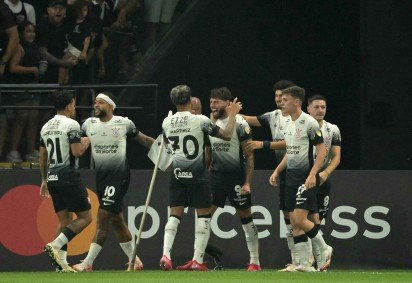 Alvinegro terá o Barcelona-EQU como adversário para chegar aos grupos -  (crédito: Nelson Almeida/AFP) -Alvinegro terá o Barcelona-EQU como adversário para chegar aos grupos -  (crédito: Nelson Almeida/AFP)