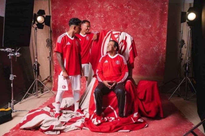 Uniformes novos no Colorado -  (crédito: Foto: Divulgação Internacional)