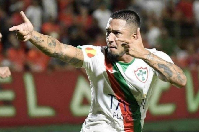 Renan Peixoto em ação pela Lusa no Campeonato Paulista de 2025 - (crédito: Foto: Divulgação / Portuguesa) Renan Peixoto em ação pela Lusa no Campeonato Paulista de 2025 - (crédito: Foto: Divulgação / Portuguesa)