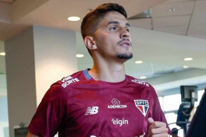 Pablo Maia passou por cirurgia  -  (crédito: Foto: Rubens Chiri / saopaulofc)