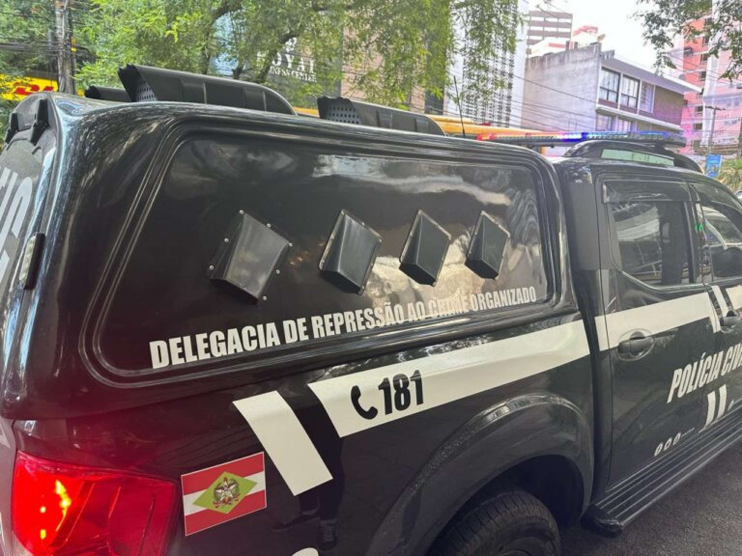 Estagiária da Justiça Federal é presa durante operação em Santa Catarina