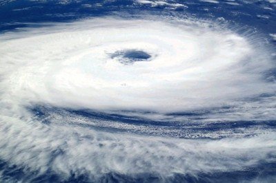 Em momentos como esse, surgem muitas dúvidas a respeito das diferenças entre furacão, tufão, ciclone, tornado, tormenta, temporal e tempestade. Veja cada um na galeria. - (crédito: Welcome to All ! ? por Pixabay ) Em momentos como esse, surgem muitas dúvidas a respeito das diferenças entre furacão, tufão, ciclone, tornado, tormenta, temporal e tempestade. Veja cada um na galeria. - (crédito: Welcome to All ! ? por Pixabay )