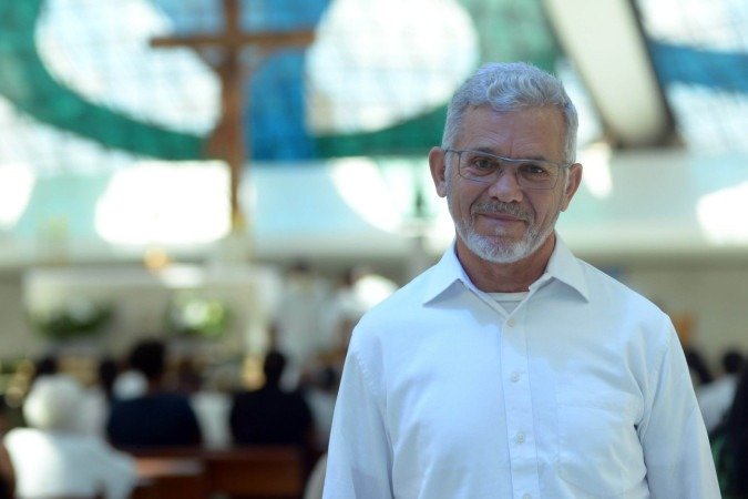 Evandro Ferreira soube da missa pelo rádio e decidiu comparecer à Catedral com sua fé