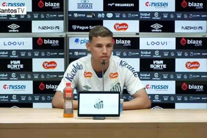Deivid Washington é apresentado no Santos - (crédito: Foto: Reprodução / Santos TV) Deivid Washington é apresentado no Santos - (crédito: Foto: Reprodução / Santos TV)