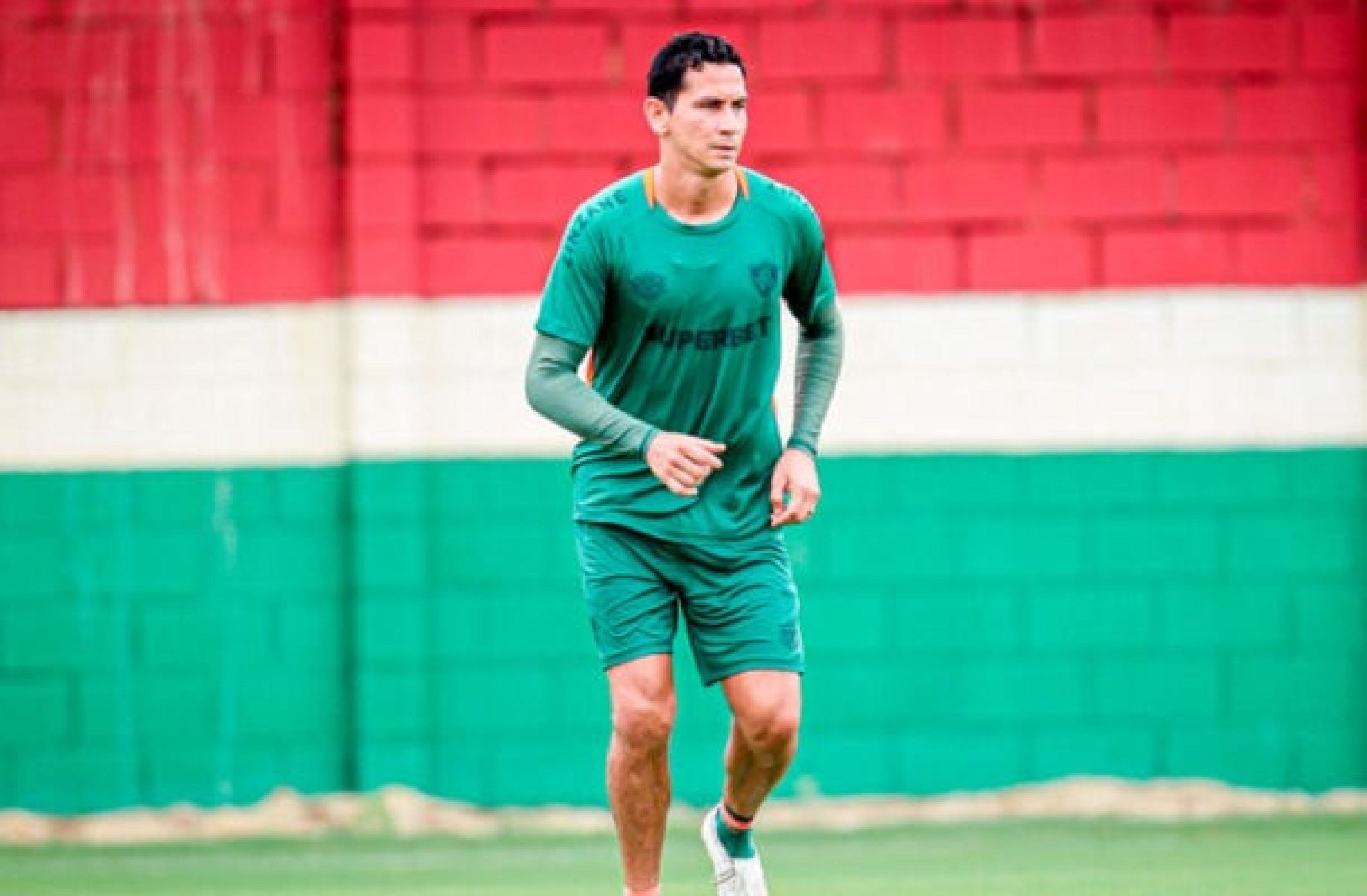 Ganso é liberado para voltar aos treinos no Fluminense