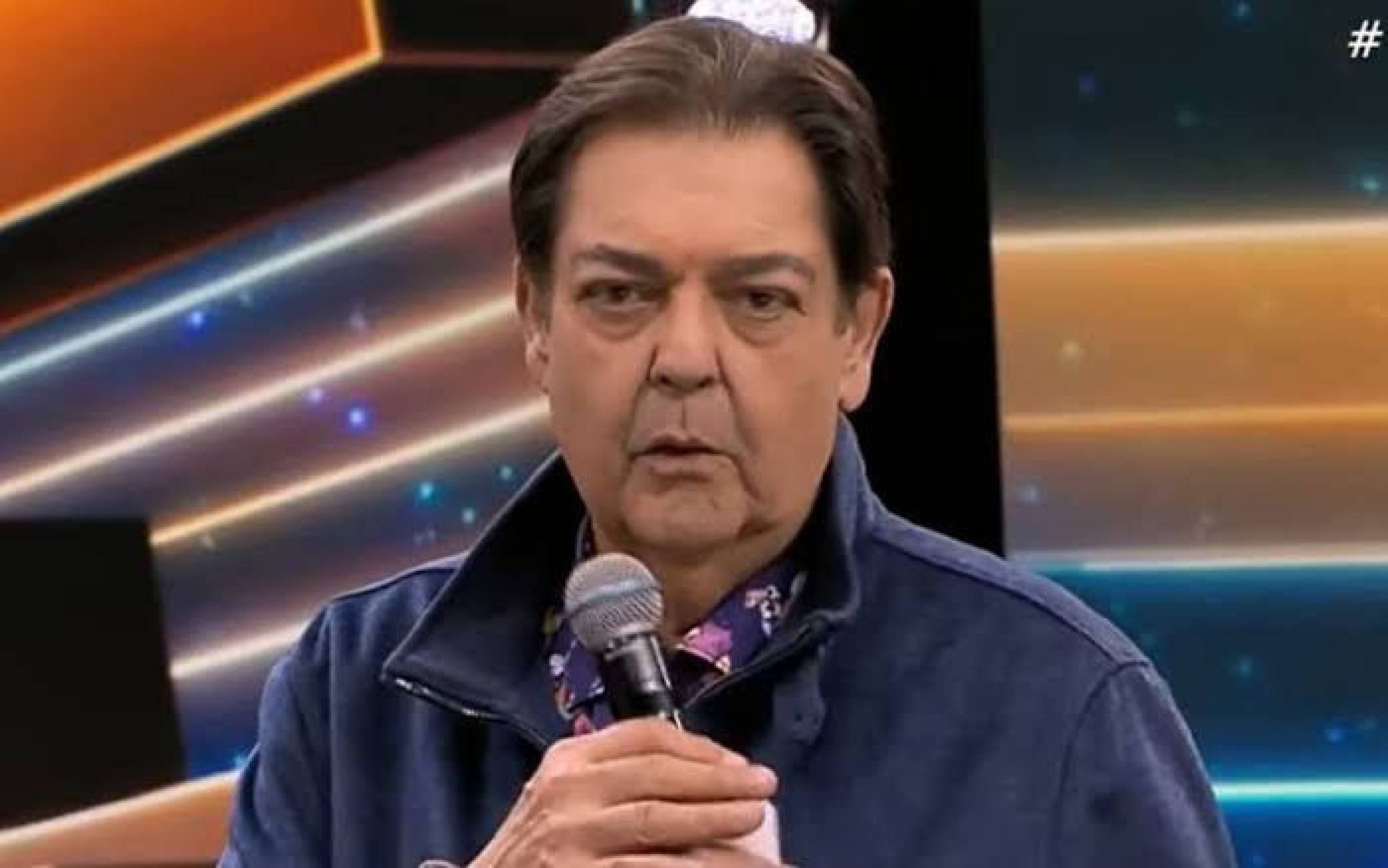 Faustão assusta fãs após surgir em cadeira de rodas ao lado de Gusttavo Lima