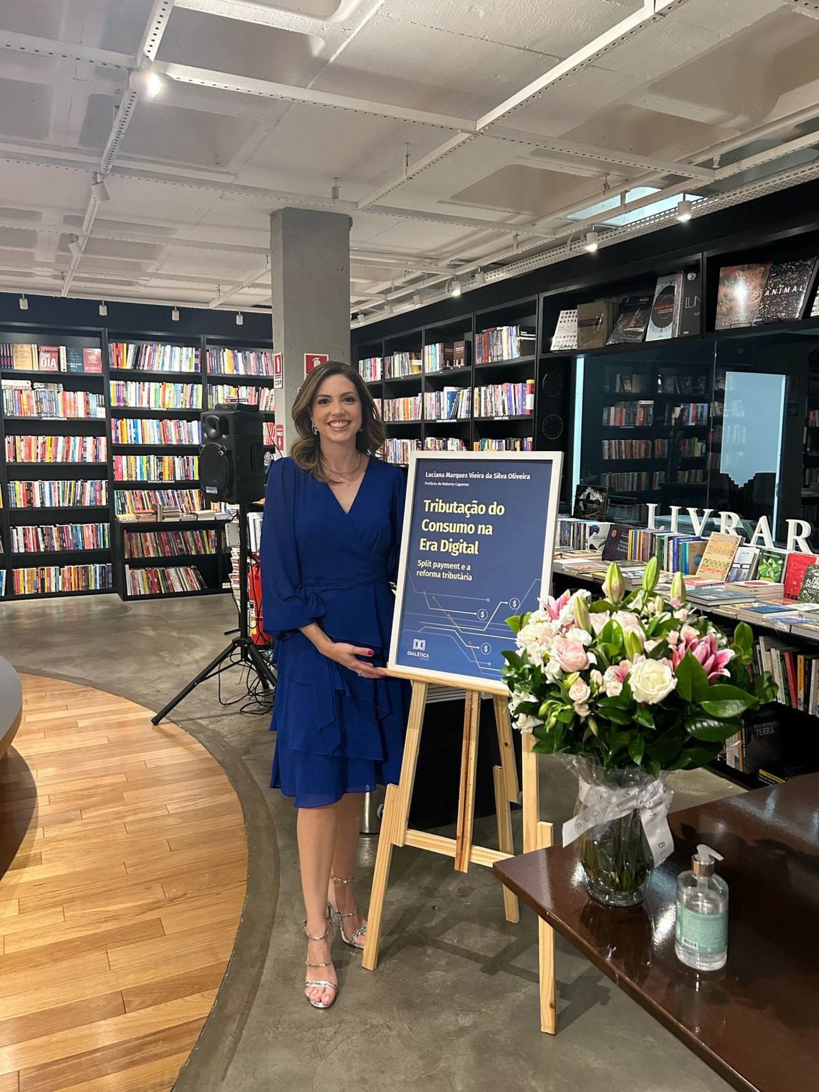 Procuradora do DF lança livro sobre tributação na era digital