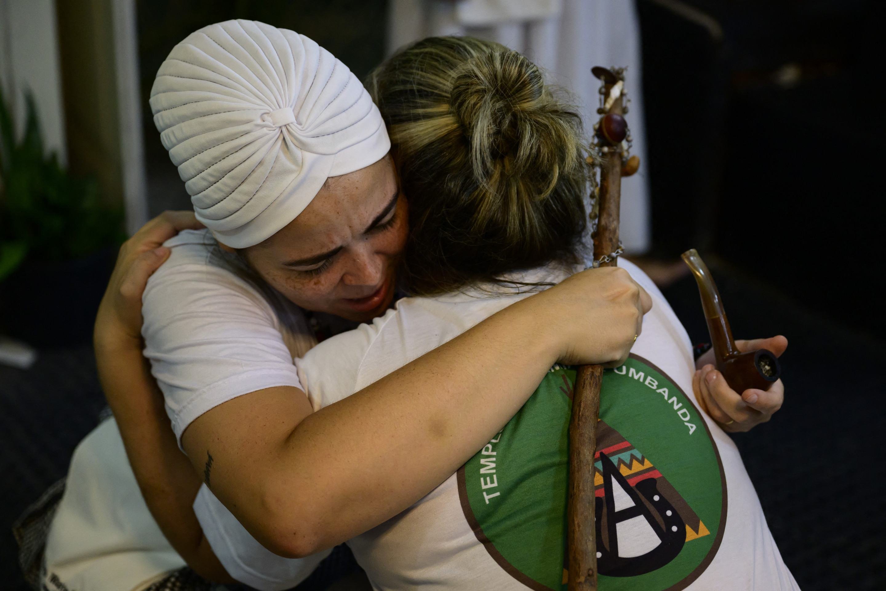 Isabella Menezes Antas, Mae Isabella, realiza um ritual na Academia de Umbanda no centro do Rio de Janeiro, em 18 de fevereiro de 2025 