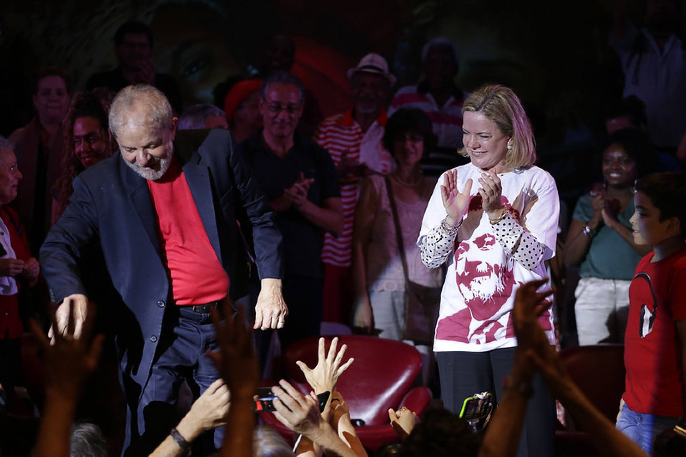 No mesmo ano, os petistas se reuniram com artistas em um Ato político em São Paulo para defender a candidatura de Lula