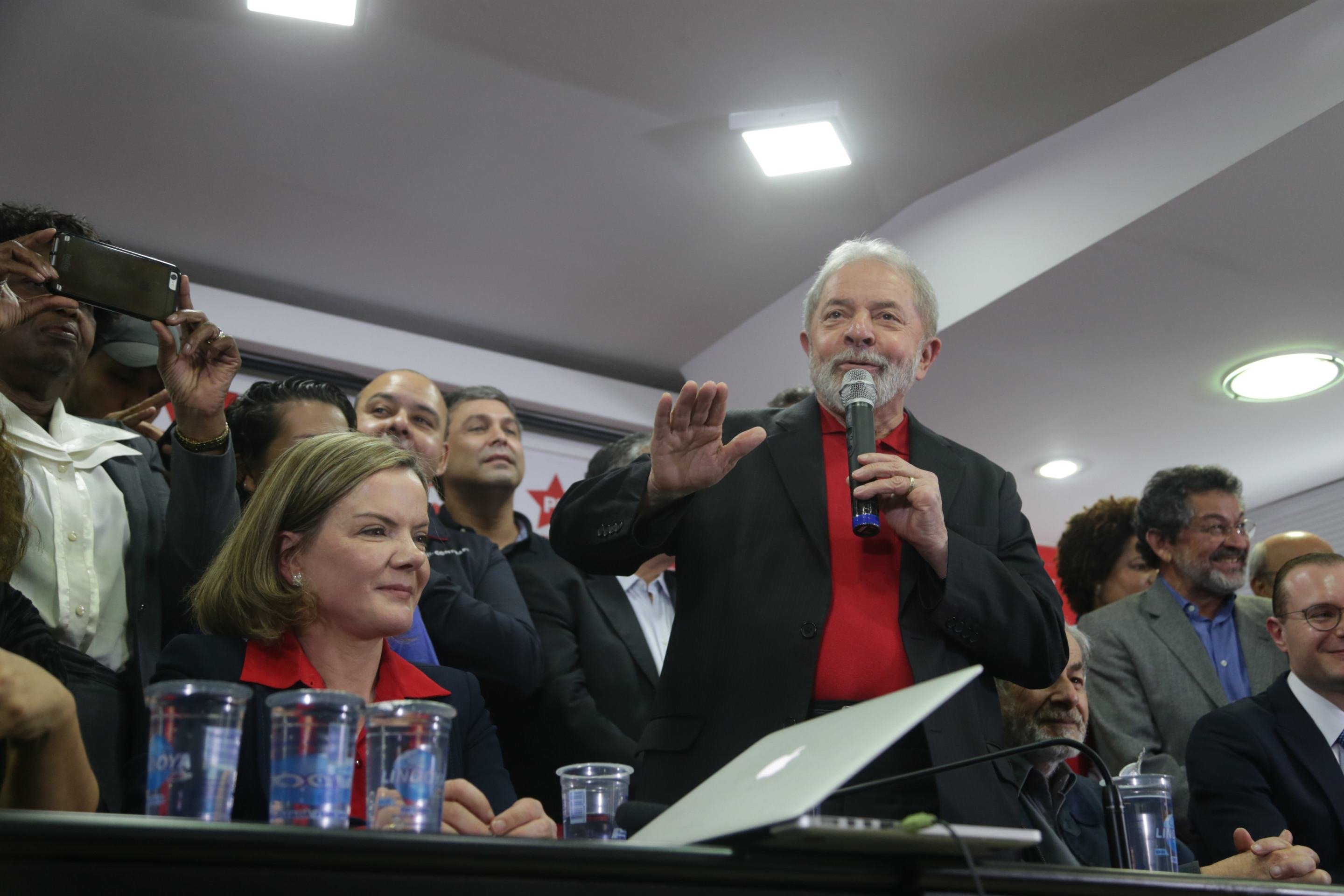 A chegada de Gleisi para comandar o SRI movimenta o jogo político direciona a reforma ministerial anunciada por Lula 