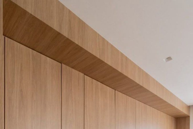 São práticas para otimizar espaços, garantir privacidade e criar áreas ocultas para armazenamento ou ambientes exclusivos