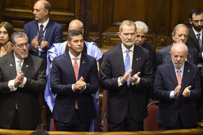 O presidente Lula participou da posse do novo chefe de Estado do Uruguai, em Montevidéu: à espera de reforçar o projeto de integração regional - (crédito: Dante Fernandez / AFP) O presidente Lula participou da posse do novo chefe de Estado do Uruguai, em Montevidéu: à espera de reforçar o projeto de integração regional - (crédito: Dante Fernandez / AFP)