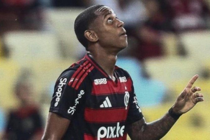 WALLACE YAN  - Substituto de Plata aos 42 do segundo tempo. Pouco tempo em campo. SEM NOTA -  Foto: Divulgação Flamengo