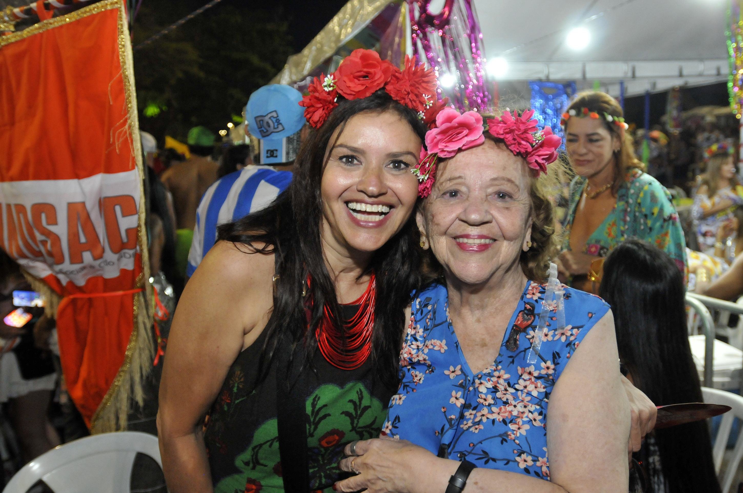 Wilma Glória e Patrícia Campos no 